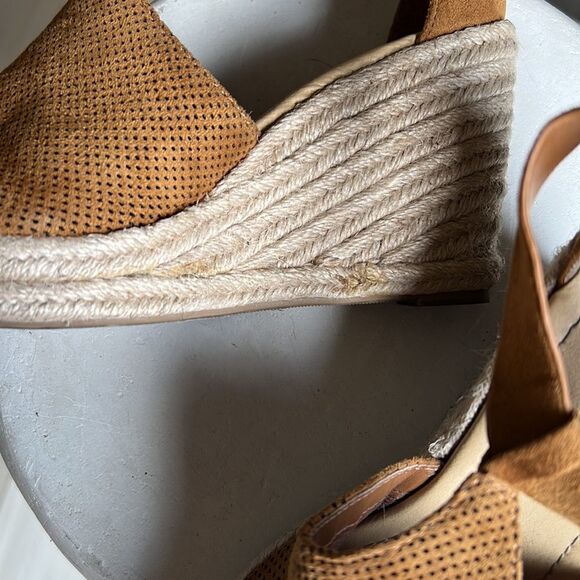 Tan Suade Platform Wedge Espadrille Heeled Sandal Size 7.5 Women’s - Picture 5 of 6